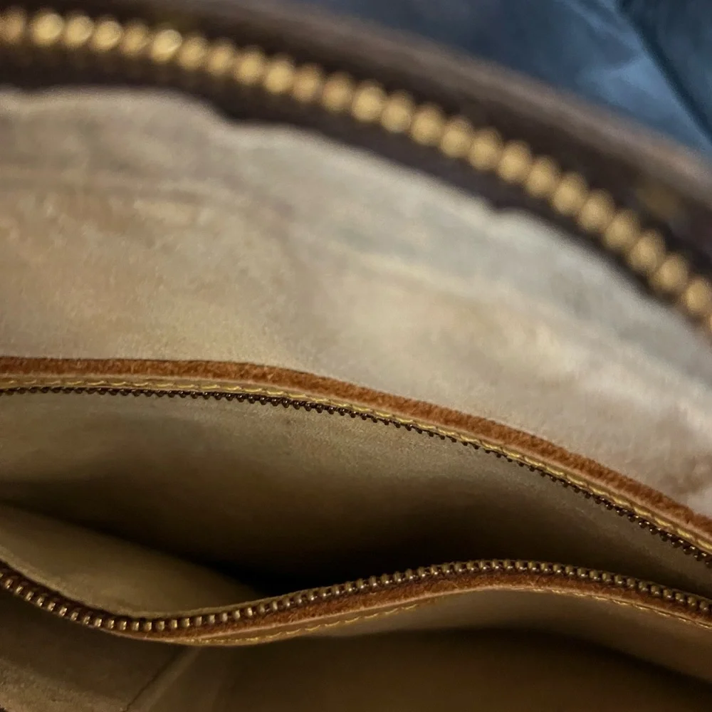 LOUIS VUITTON Monogram Looping Shoulder Bag